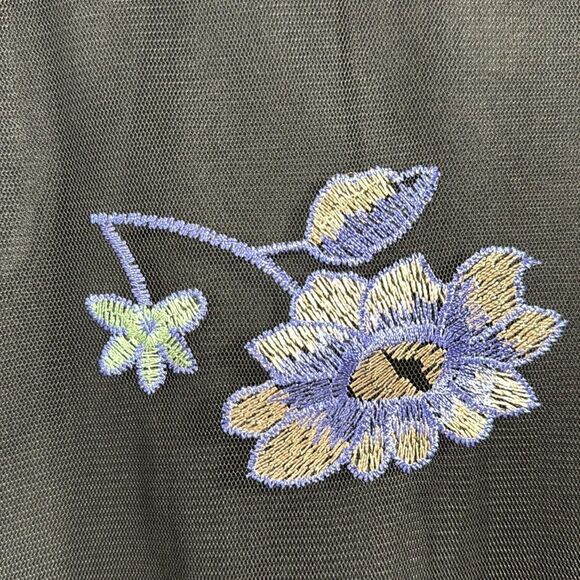 Catherines Black Floral Embroidered Mesh Blouse Womens 4X Elegant Boho Romantic - Picture 13 of 16